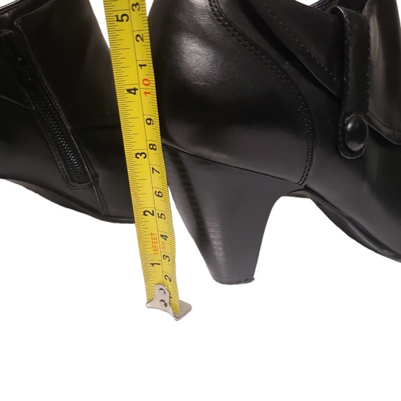 Bass Mila bootie size 8-1/2M - Picture 15 of 15